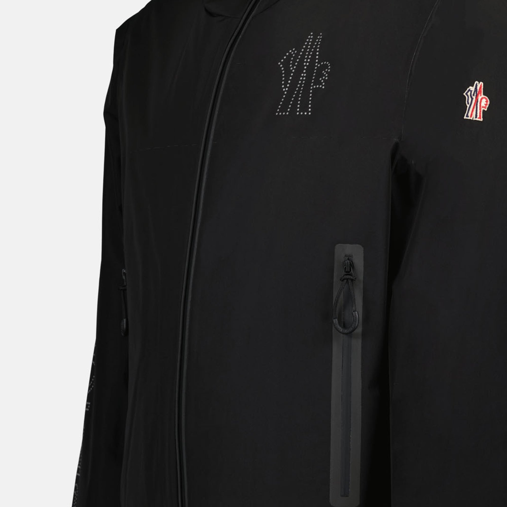 Imagen de la chaqueta de nailon negra de Moncler Grenoble para hombres - Temporada Otoño-Invierno 2024 - Vista de detalle 5