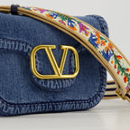 VLogo sac, blue denim bag, Valentino accessory, adjustable strap bag, floral embroidered shoulder bag