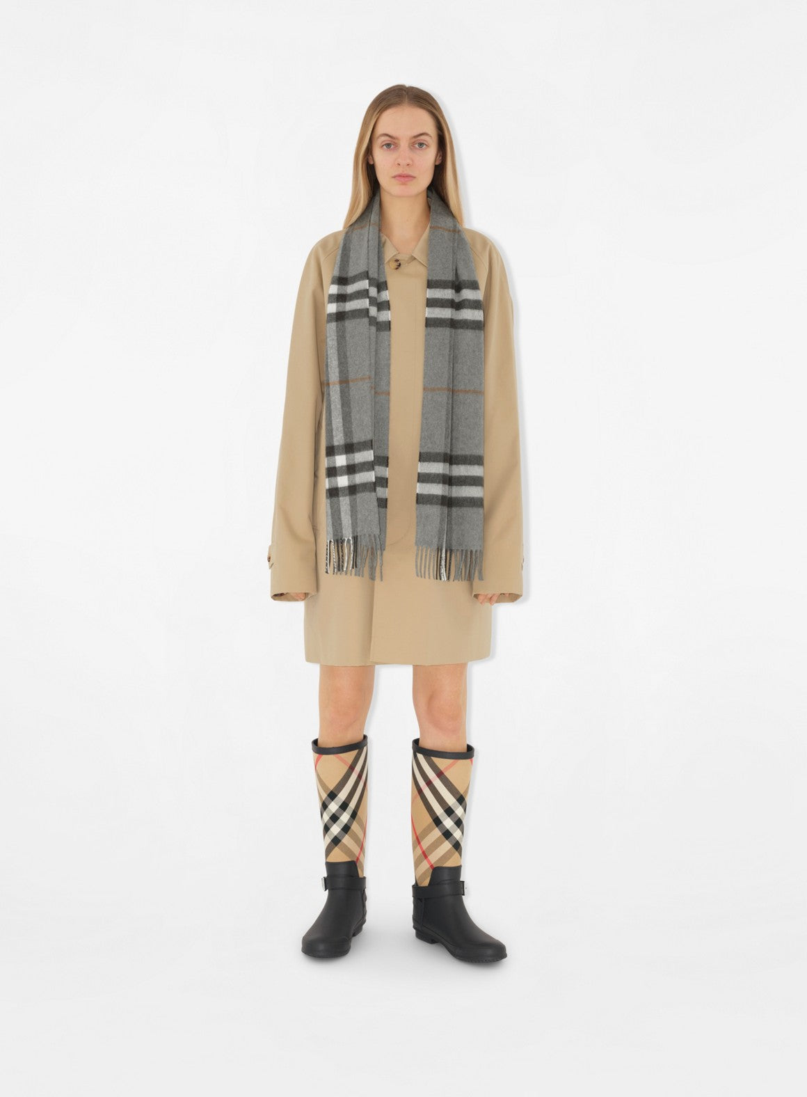 Gray Cashmere Plaid Scarf Burberry Unisex WE IN STYLE