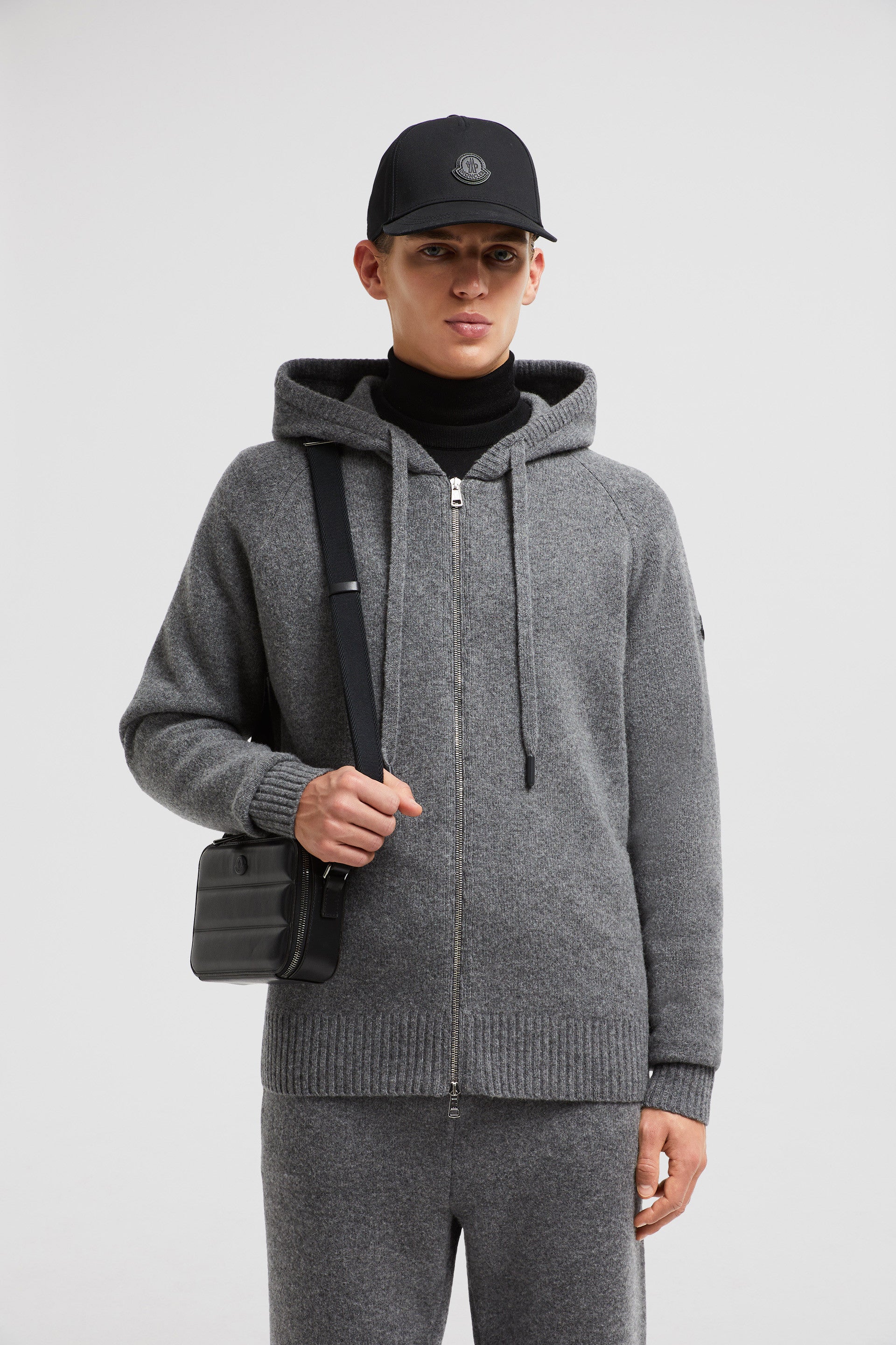 luxury cardigan, wool cashmere blend, zipped cardigan, grey cardigan, Moncler collection