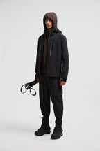 Image of Black Cargo Sport Pants by Moncler Grenoble for Men - Season Autumn-Winter 2024 - Detail View 13