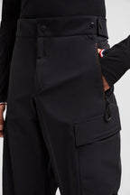 Image of Black Cargo Sport Pants by Moncler Grenoble for Men - Season Autumn-Winter 2024 - Detail View 8