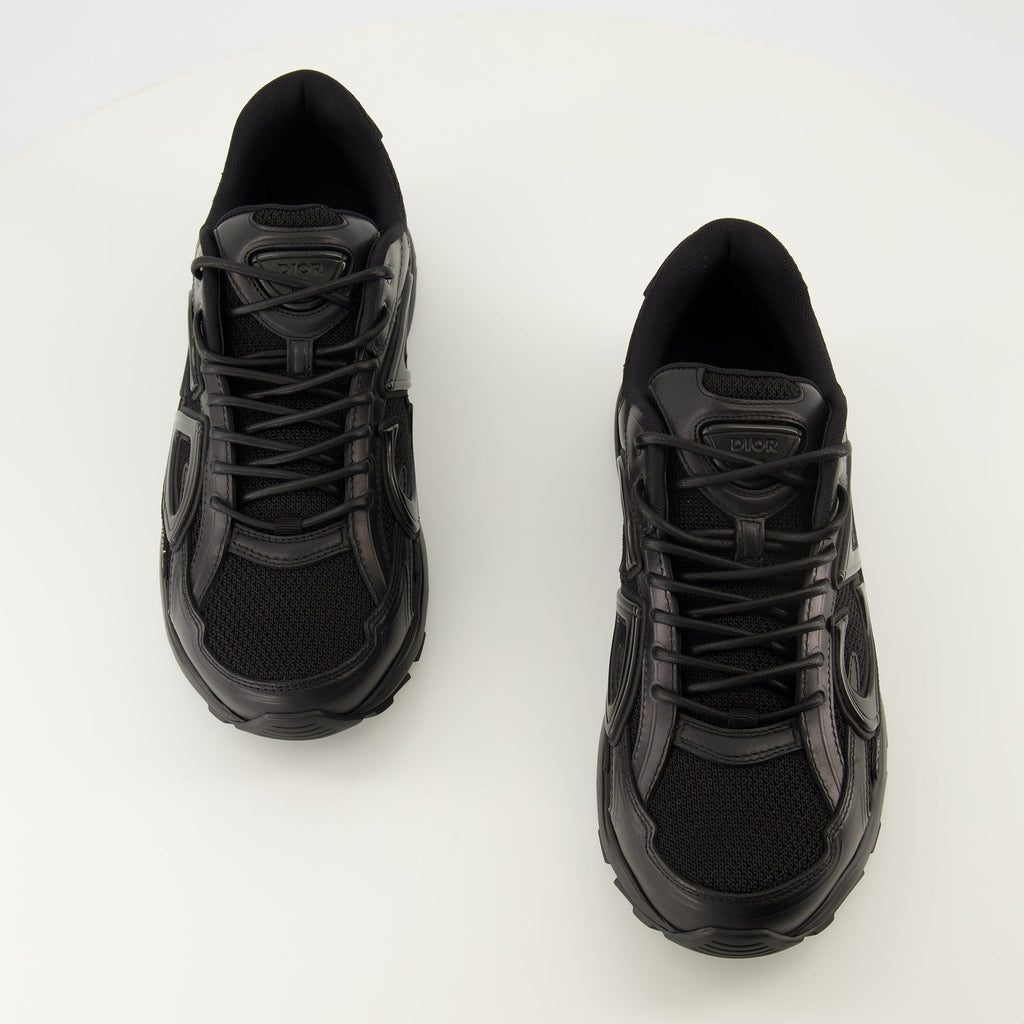 Immagine delle Sneakers Nere B30 di Dior per Uomo - Stagione Autunno-Inverno 2025 - Vista Dall'Alto della Coppia