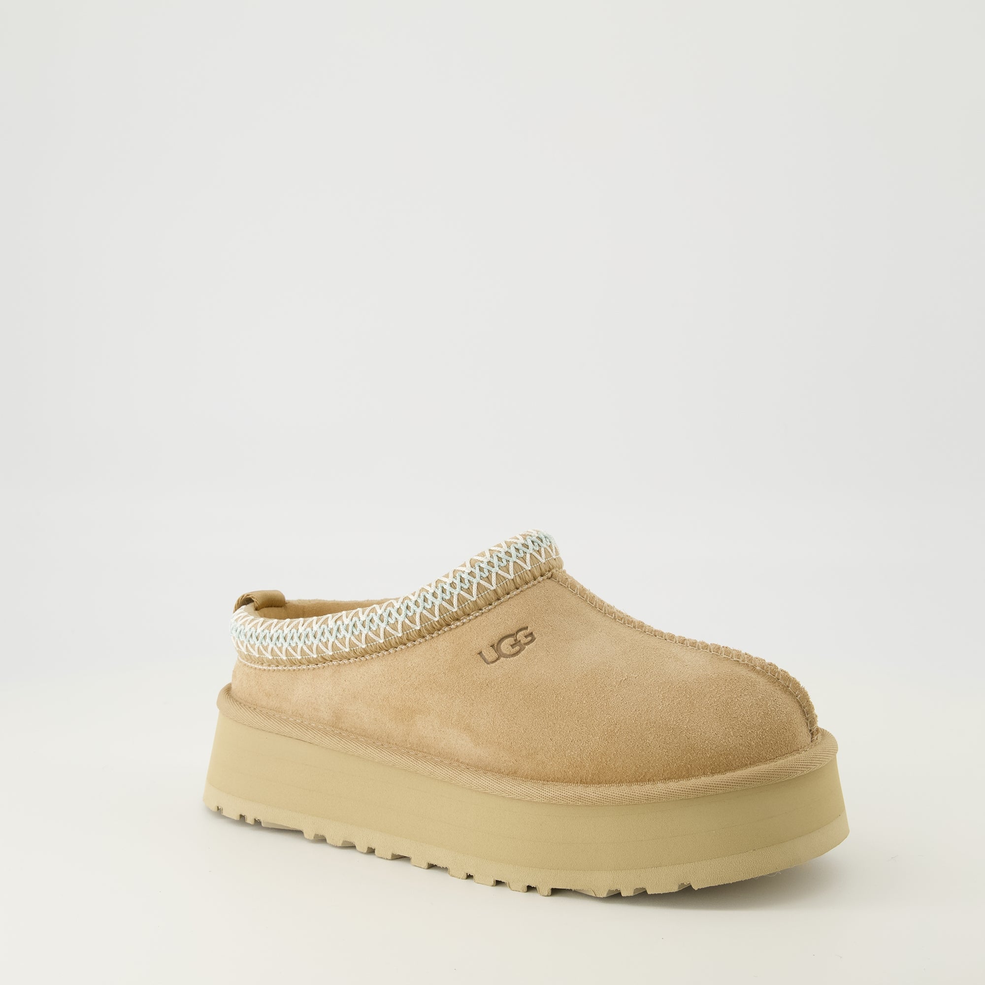 UGG Tazz II slides, beige suede slides, comfortable slip-on shoes, autumn-winter footwear, sustainable shoes