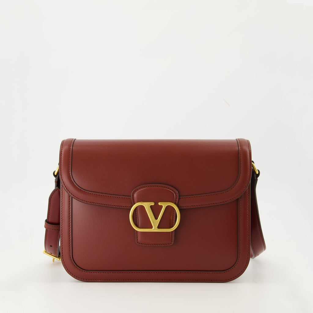Imagem da bolsa de couro bordô de Valentino Garavani para mulheres - Temporada Outono-Inverno 2025 - Vista Frontal