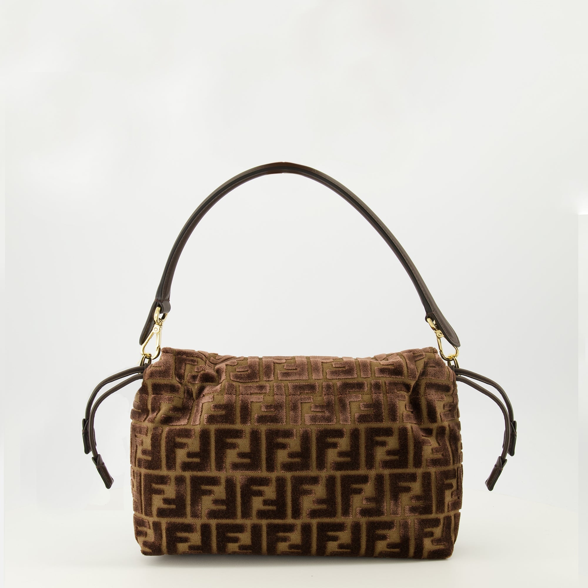 Fendi Mamma Baguette, velvet handbag, luxury accessories, brown bag, designer shoulder bag