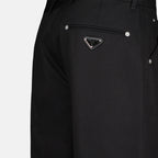 Imagem de Calças retas em algodão clássico da Prada para homens - Temporada Outono-Inverno 2024 - Vista Detalhe 5