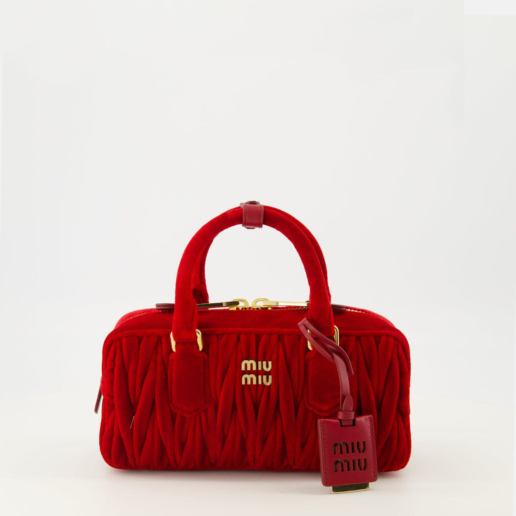 Imagen de la bolsa Arcadie de terciopelo de Miu Miu para mujeres - Temporada primavera-verano 2026 - Vista frontal