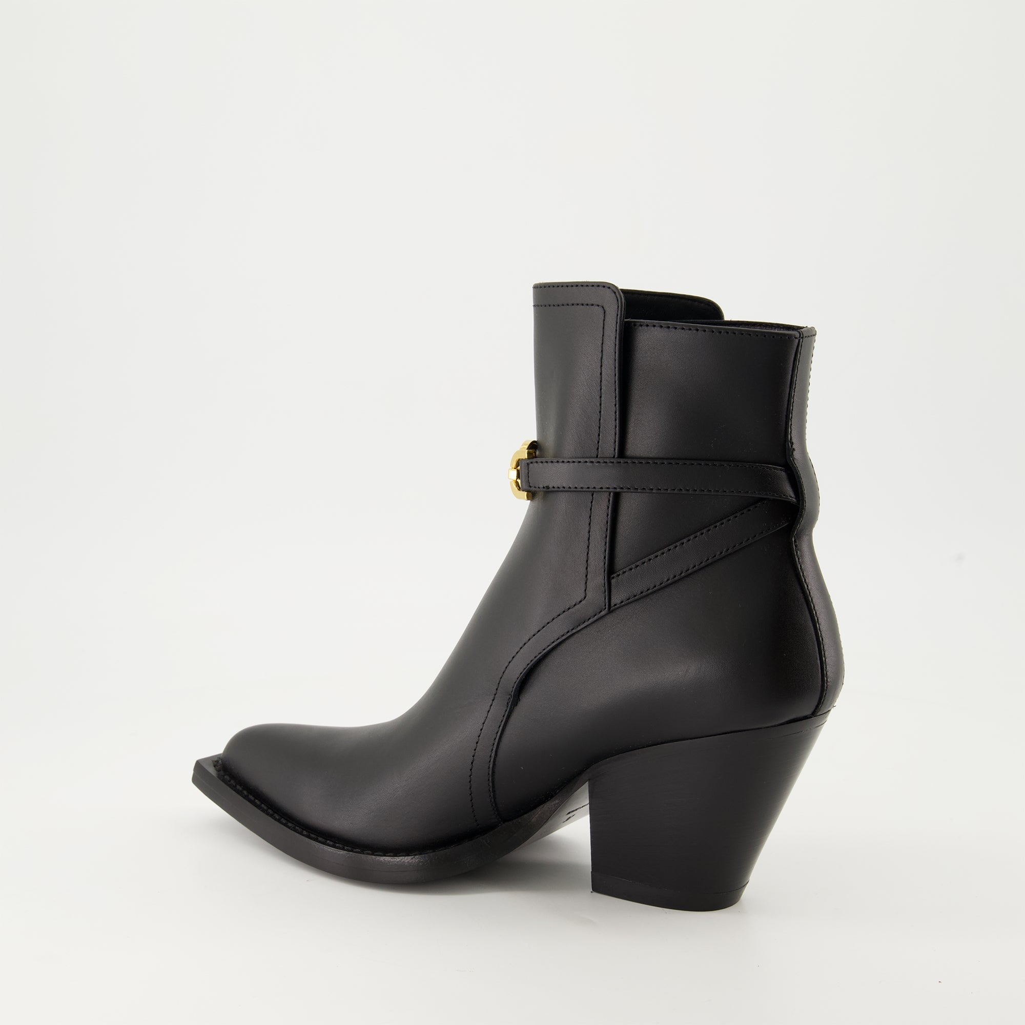 Versace boots, Medusa '95, smooth leather boots, luxury footwear, elegant black boots