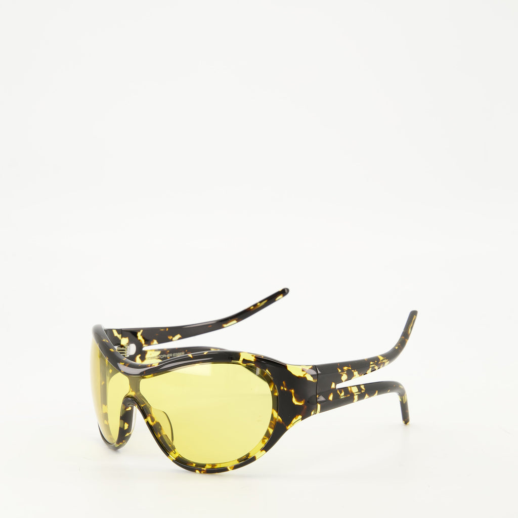 Uma 98 sunglasses, Christopher Esber, brown sunglasses, protective eyewear, stylish accessories