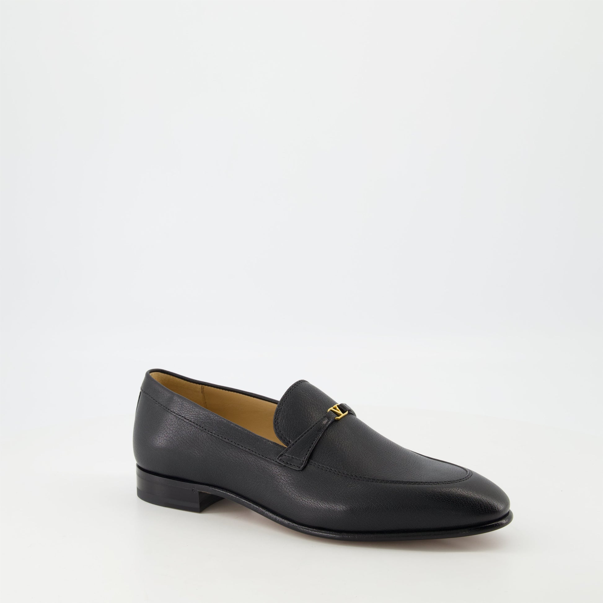 VLogo loafers, leather loafers, Valentino footwear, designer loafers, black loafers