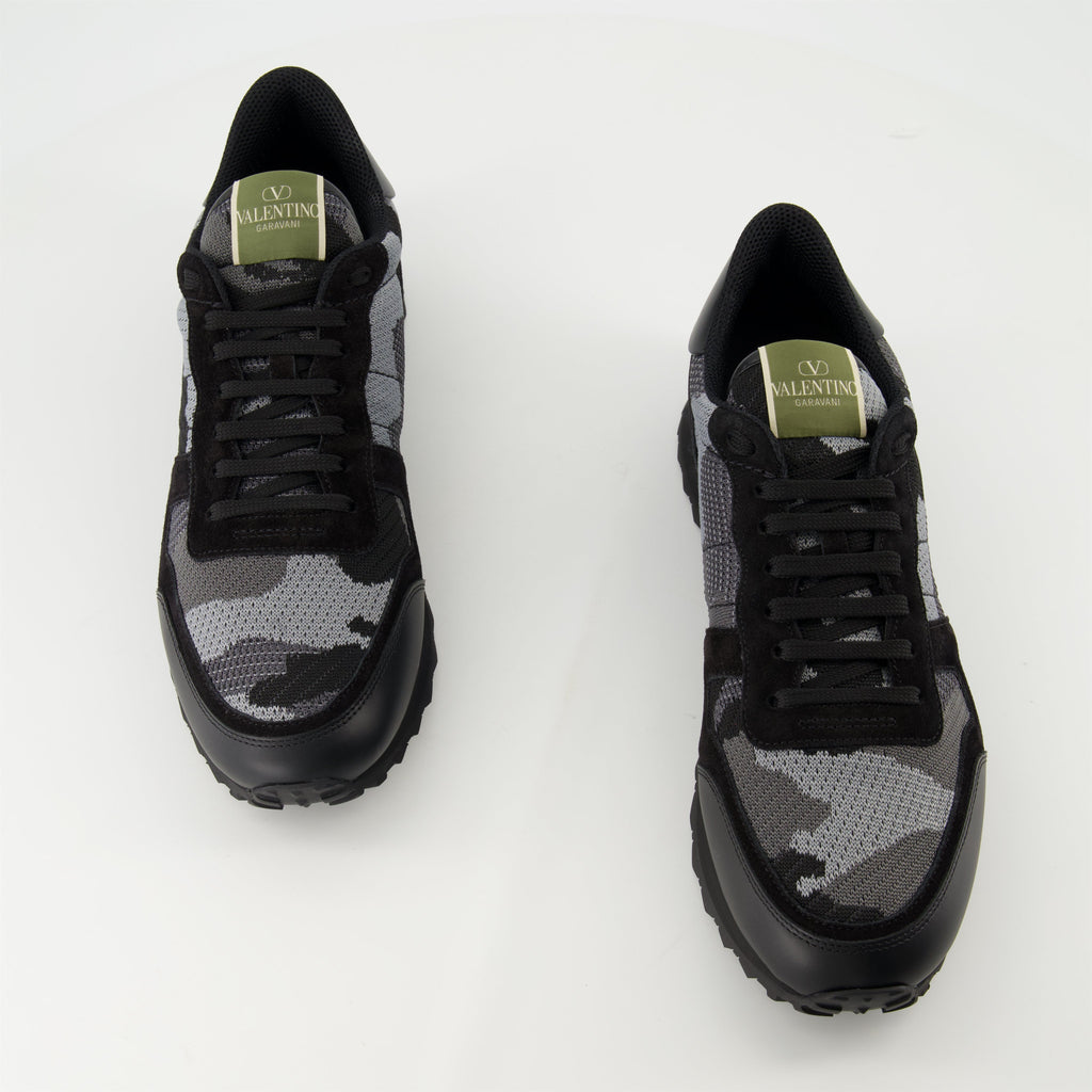 Imagem dos ténis Rockrunner Camouflage Grey de Valentino Garavani para Homem - Temporada Primavera-Verão 2026 - Vista Lateral Direita