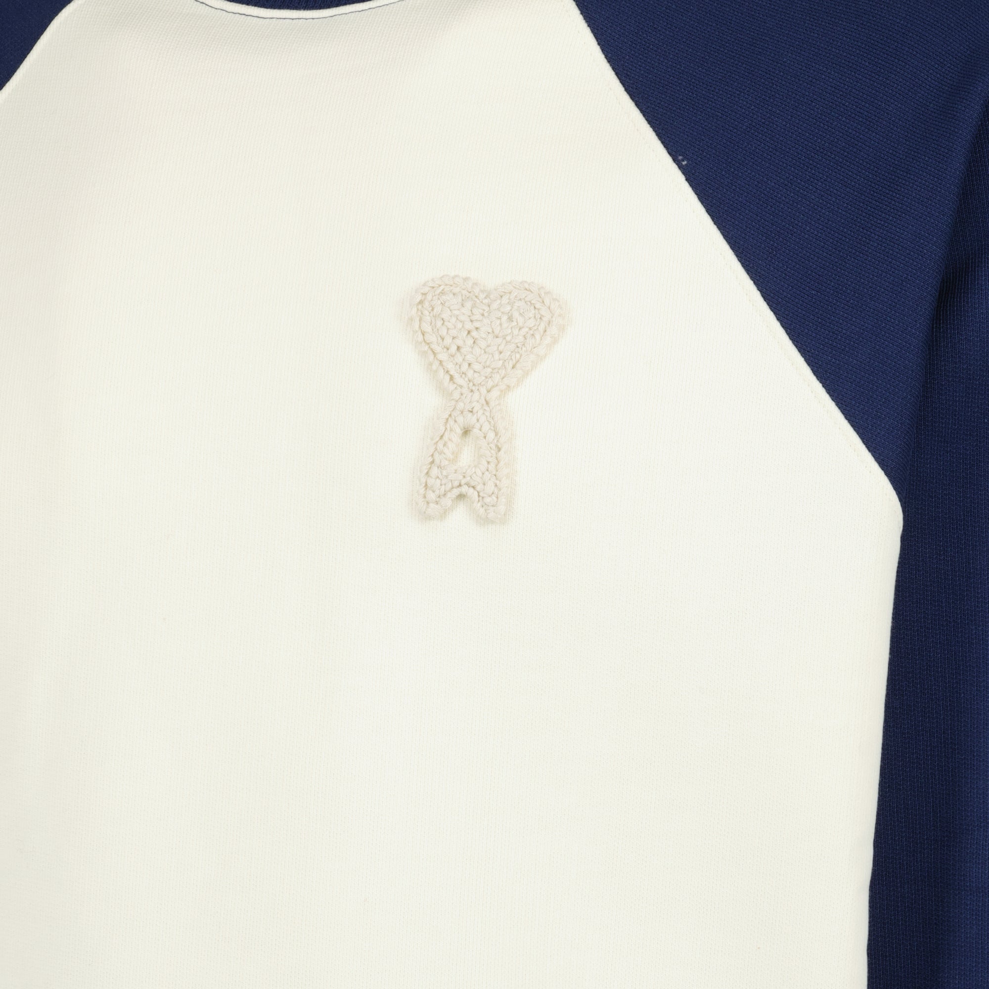 Image of Sweatshirt ami de coeur tissé bleu et blanc by Ami PARIS for Unisex - Season Spring-Summer 2026 - Detail View 1