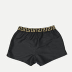 Imagen de los bañadores Greca de Versace para hombres - Temporada Primavera-Verano 2025 - Vista trasera