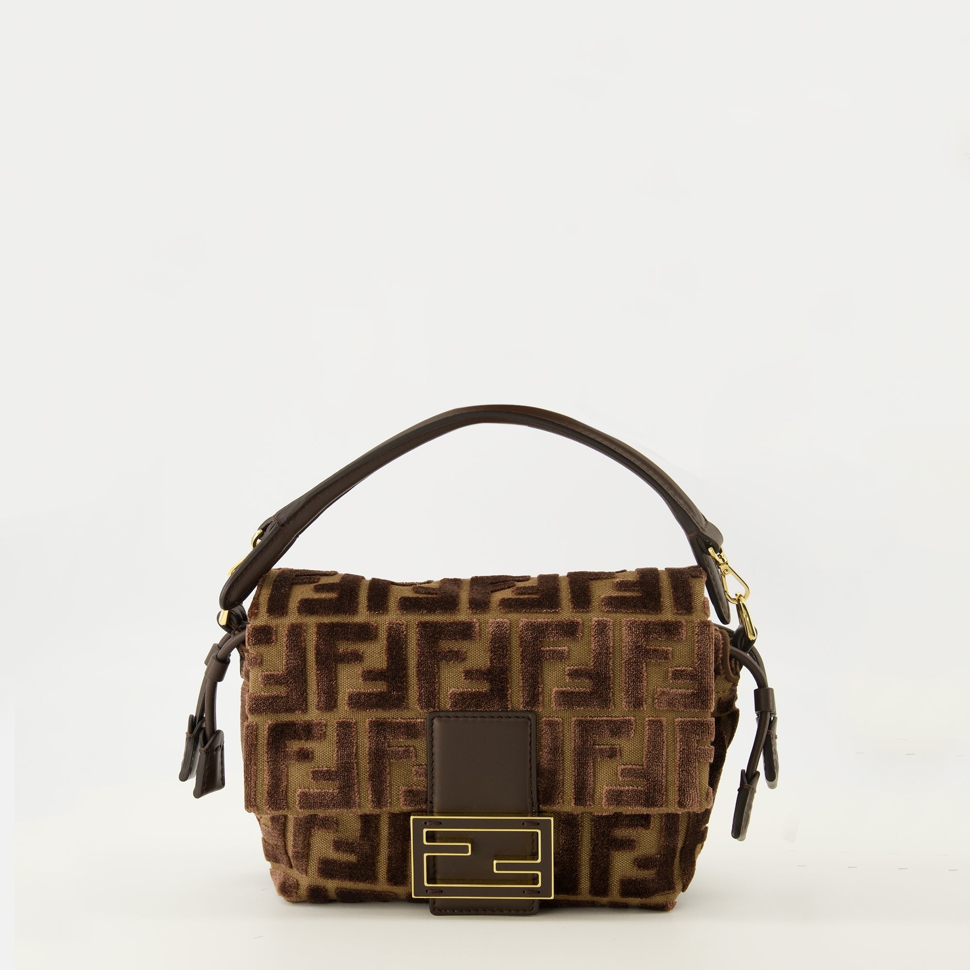 Fendi, La Mamma Baguette, velvet bag, luxury accessories, designer handbag