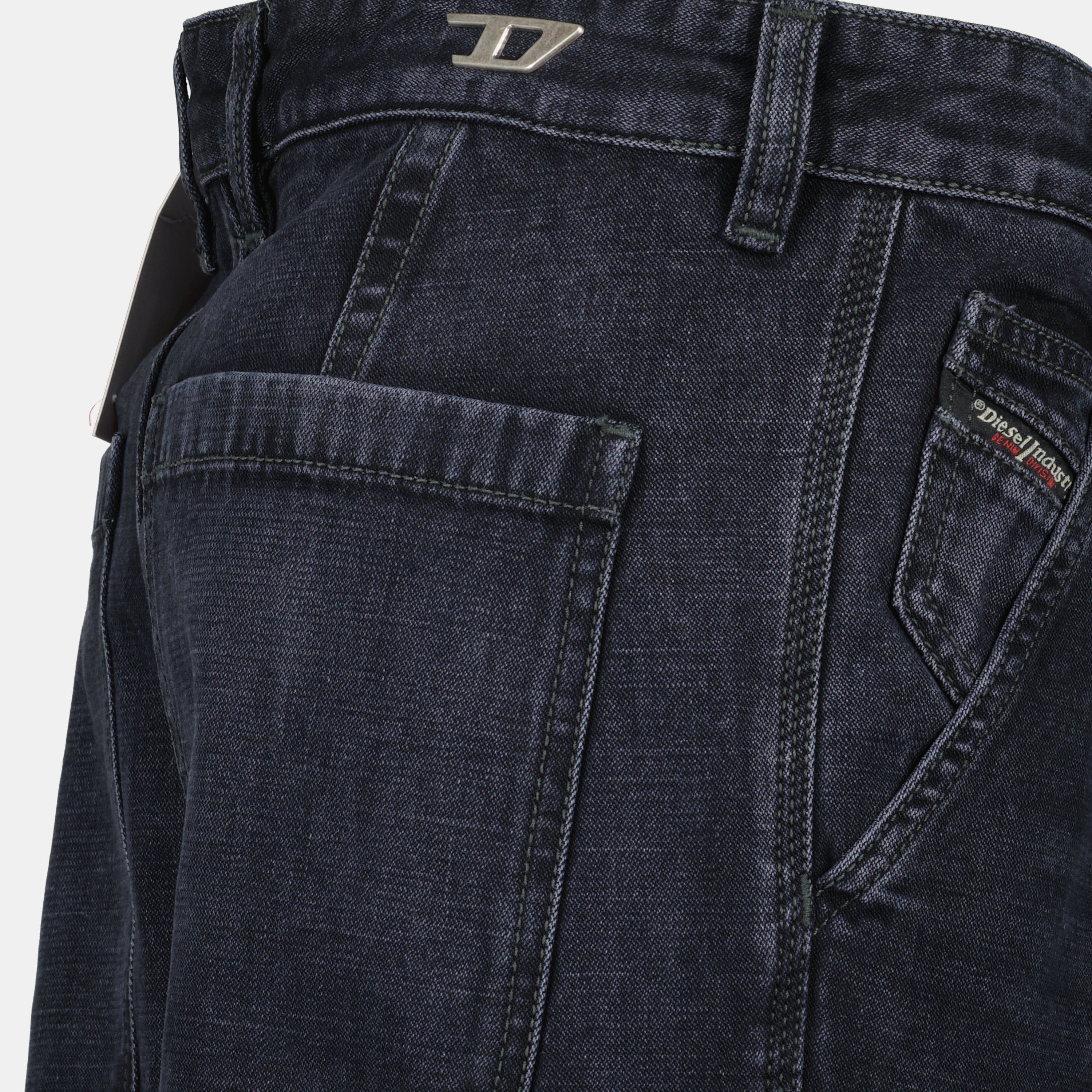 Image of Black Denim Cargo Pants by Diesel for Men - Season Spring-Summer 2025 - Detail View 5