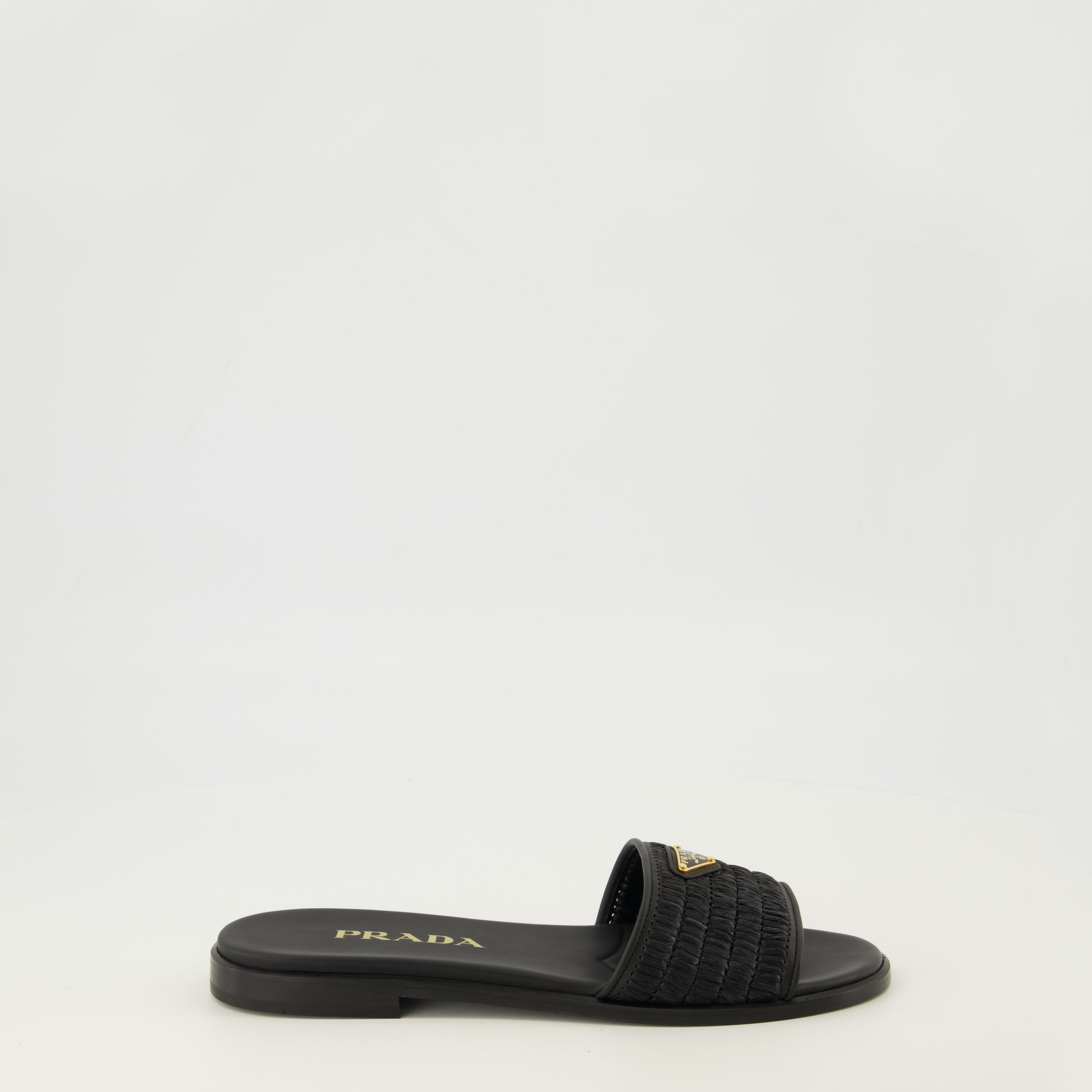 여성을 위한 프라다 크로셰 뮬 이미지 - 시즌 봄-여름 2026 - 오른쪽 측면 보기