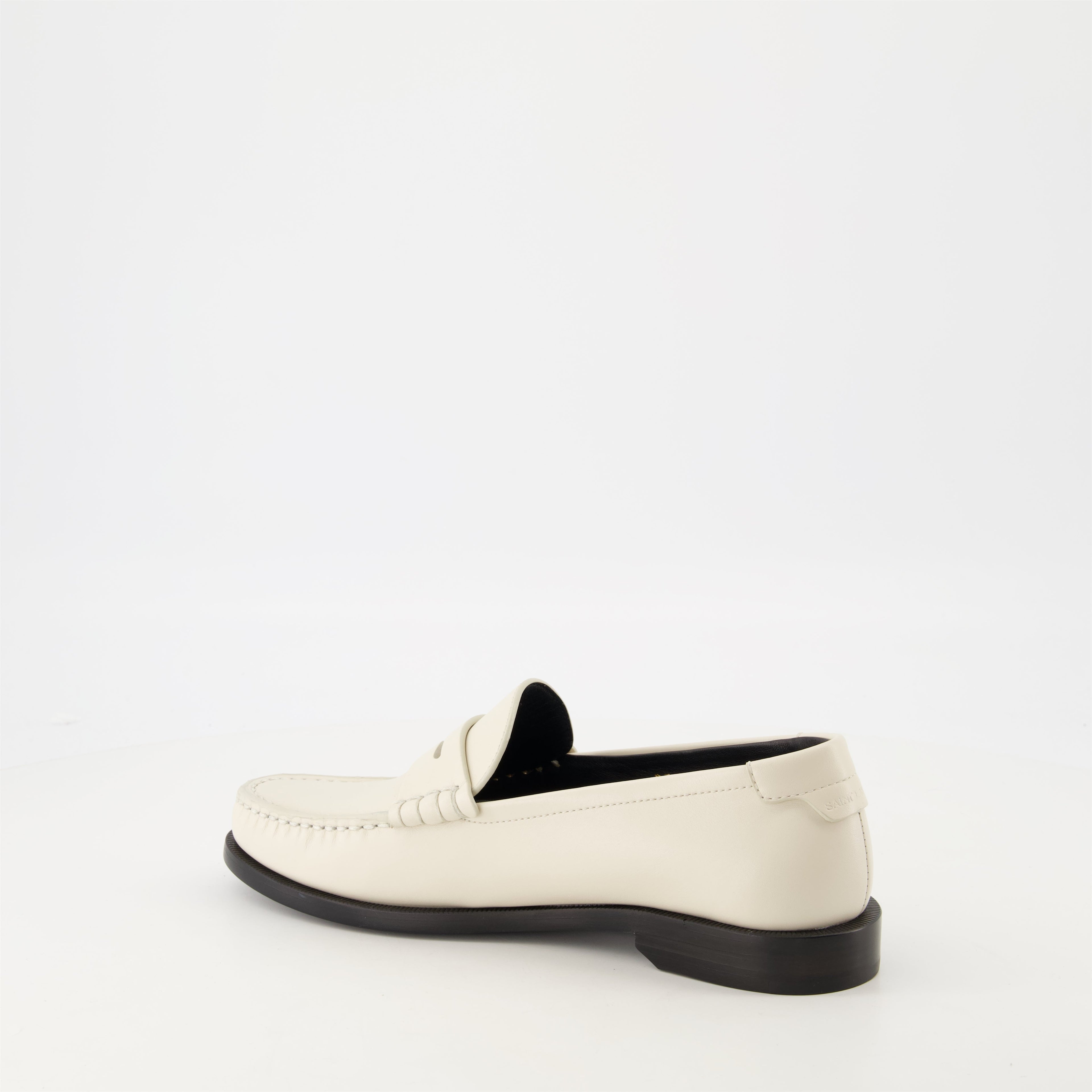 leather loafers, elegant loafers, slip-on shoes, round toe loafers, designer footwear