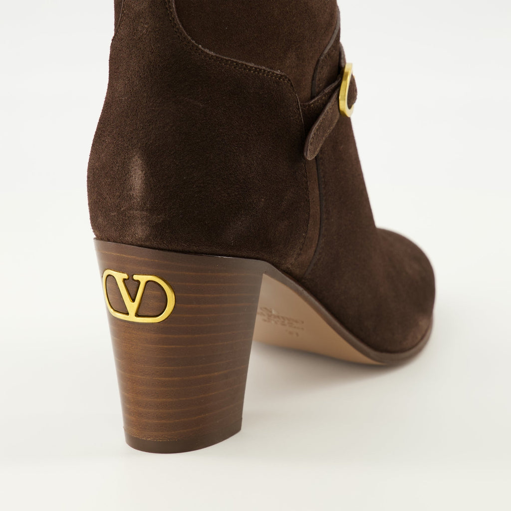 Pattie ankle boots, Valentino Garavani, brown boots, leather footwear, VLogo Signature