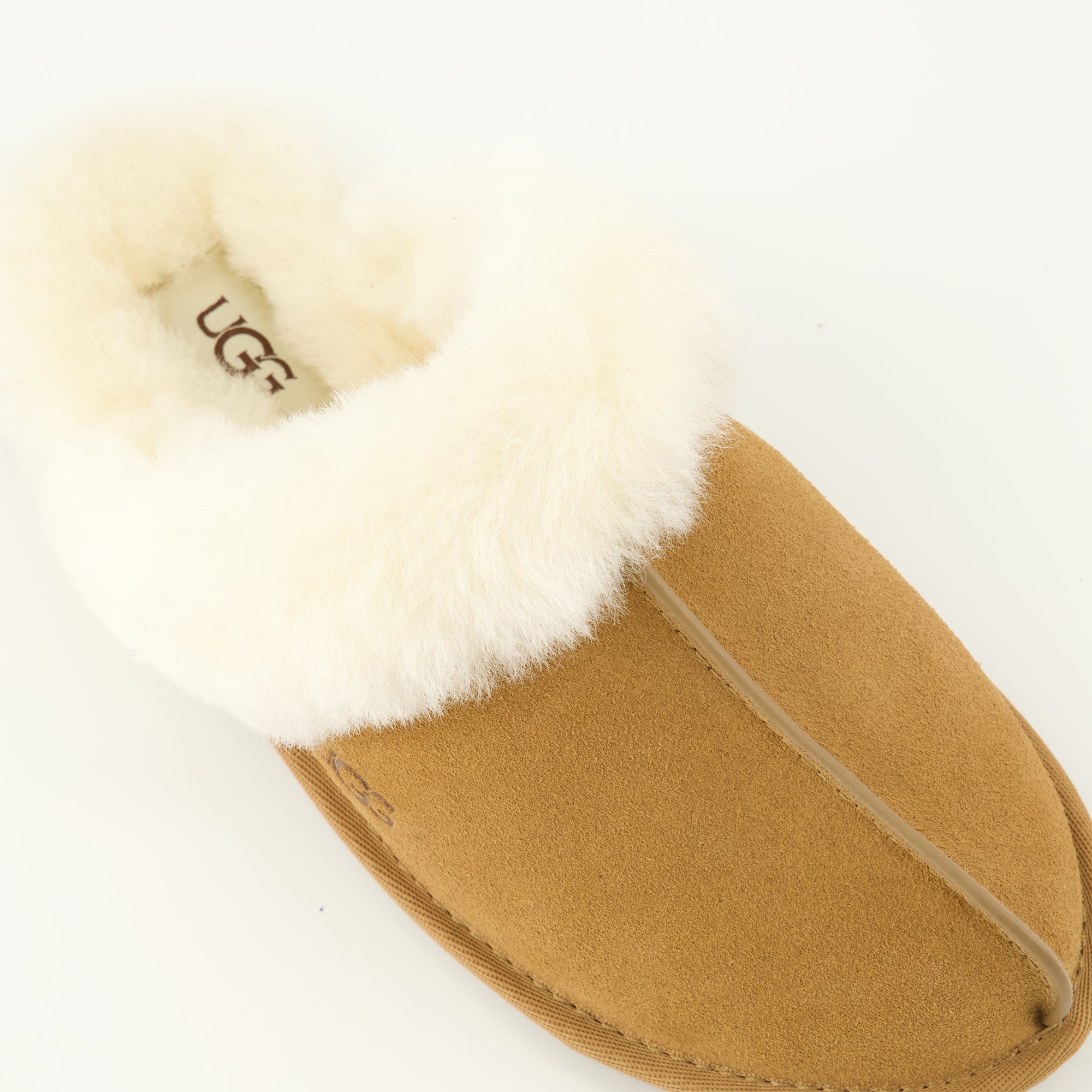 Bild der Scuffette II braunen Hausschuhe von Ugg für Unisex - Saison Frühling-Sommer 2026 - Detailansicht 5