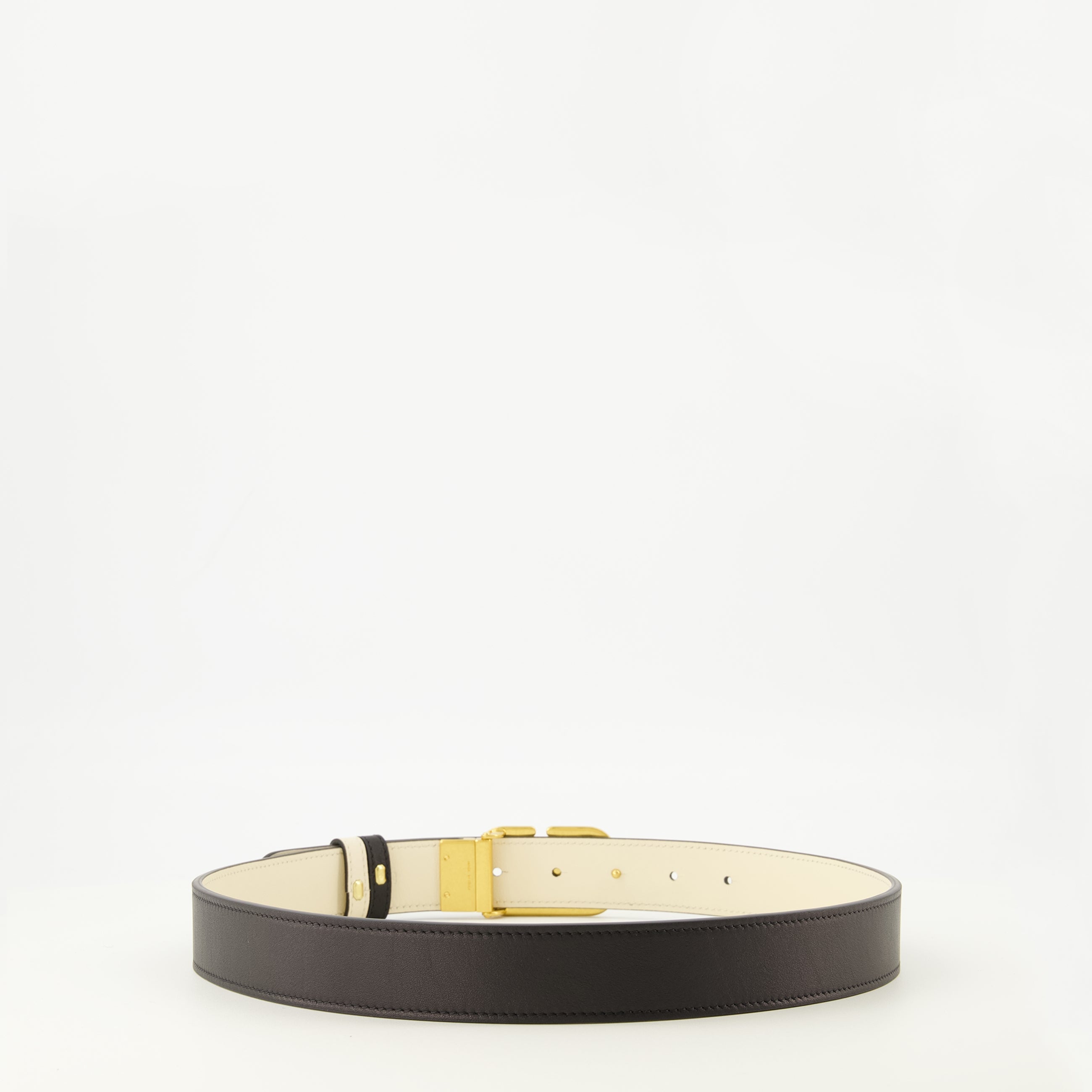 Image of Vlogo Reversible Belt by Valentino Garavani for Women - Season Spring-Summer 2026 - Detail View 2