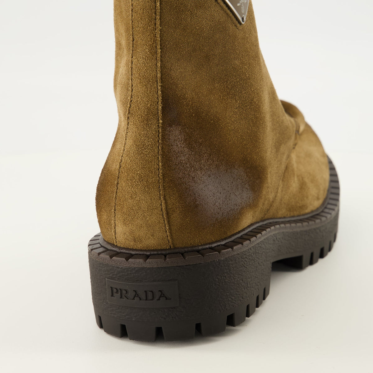 Bottines à lacets en daim marron