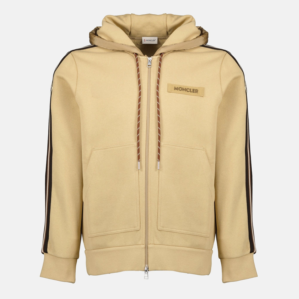 Bild eines braunen Kapuzensweatshirts von Moncler für Männer - Saison Frühling-Sommer 2026 - Vorderansicht