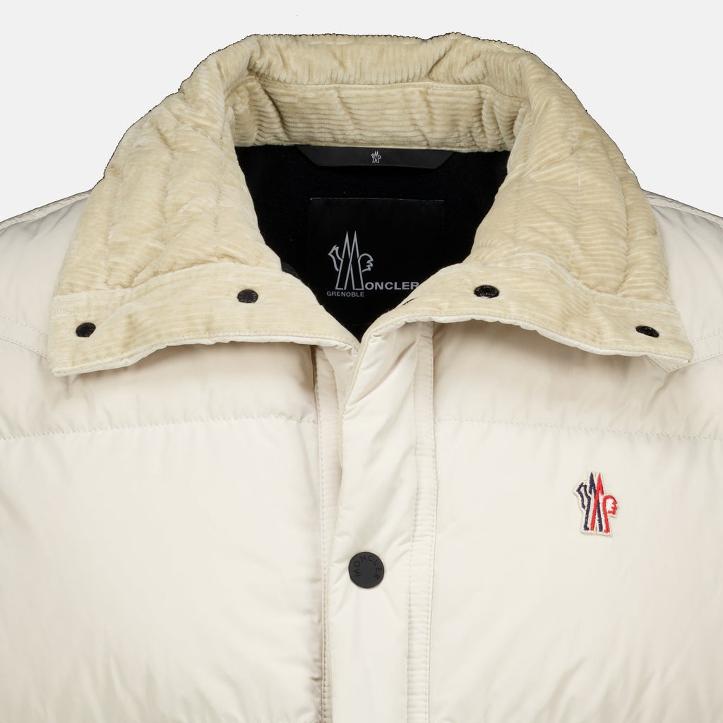 Weiße ärmellose Daunenjacke
