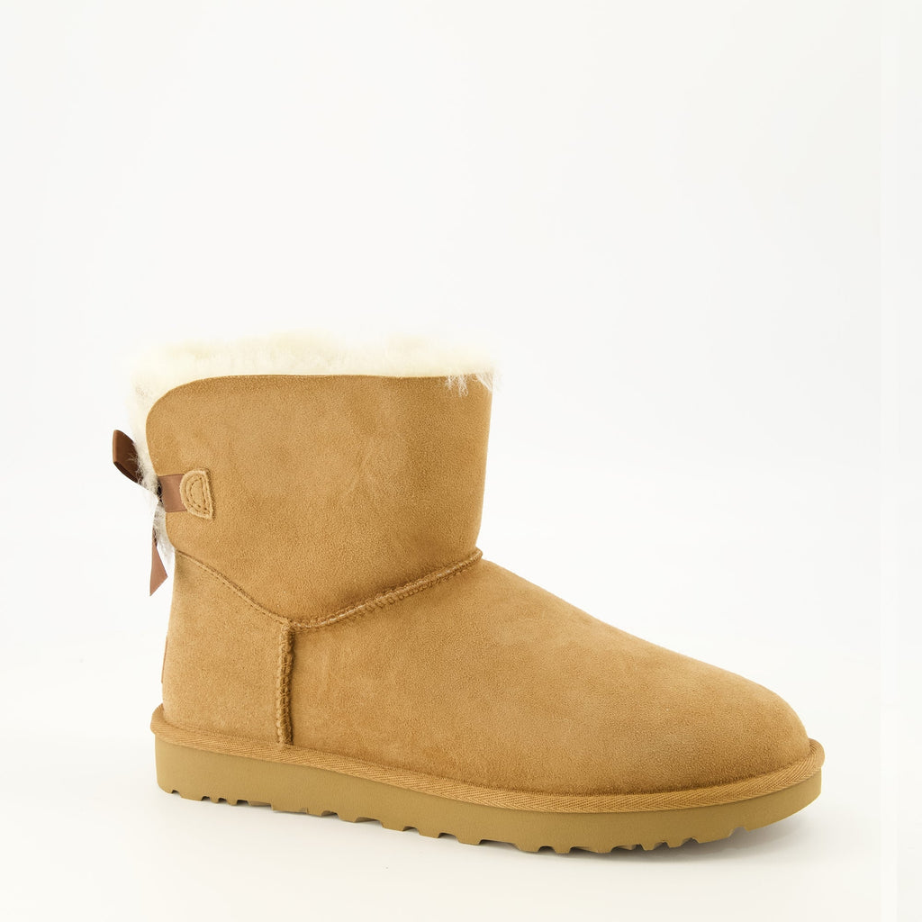 Botas Bailey Bow II de piel de oveja