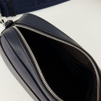 Image du Sac Camera Squared FF Bleu Marine de Fendi pour Homme - Saison Printemps-Été 2026 - Détail Vue 2