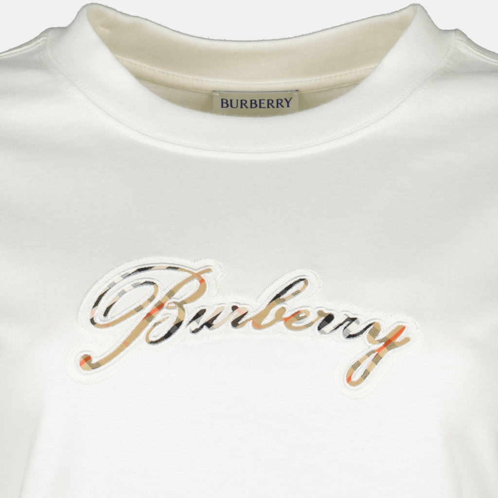 Imagen de la camiseta con logo a cuadros de Burberry para mujeres - Temporada Primavera-Verano 2026 - Vista de detalle 1