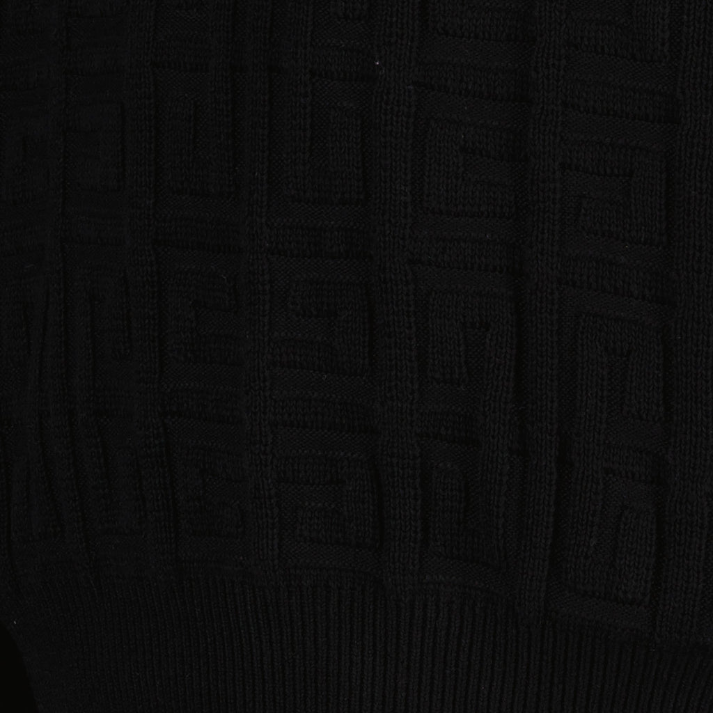 Pull ras du cou en coton noir