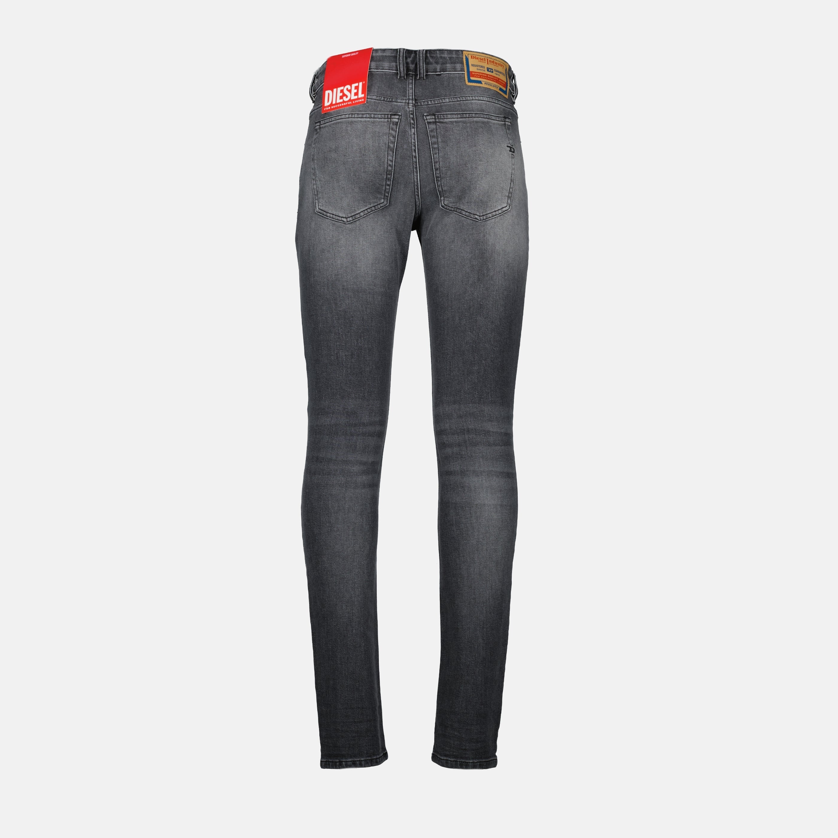 Sleenker jeans, denim grey jeans, slim fit trousers, five-pocket jeans, men’s denim style
