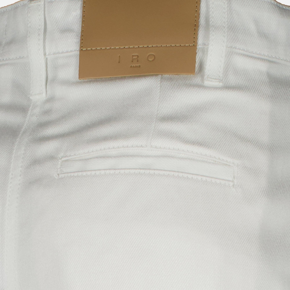 Große Fließende Hose