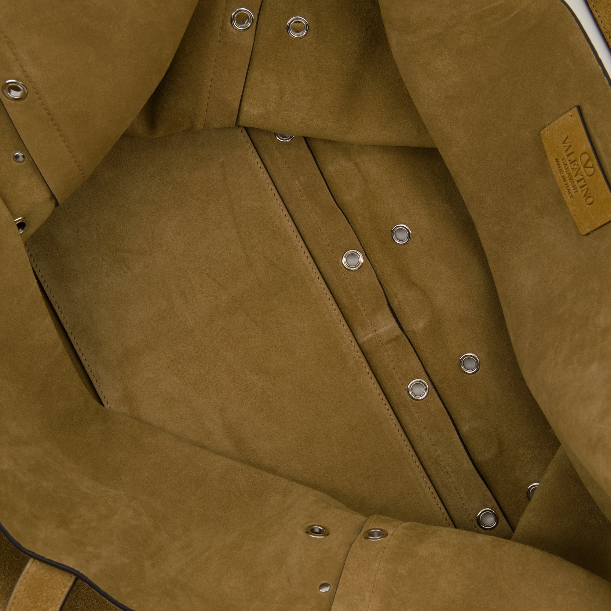 Nellcôte bag, beige suede bag, VLogo Signature, removable zipped pouch, premium accessories