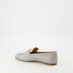 Image de mocassins en cuir lisse de Tod's pour femmes - Saison printemps-été 2025 - Vue arrière droite trois-quarts