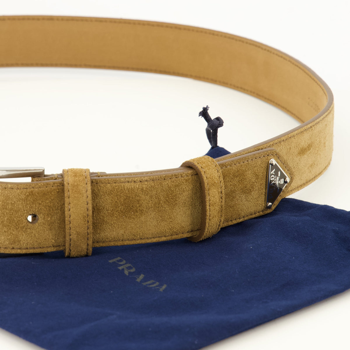 Gürtel aus beigem Veloursleder und Leder