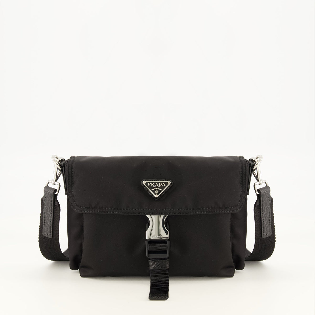Bolso de mano negro de Re-Nylon