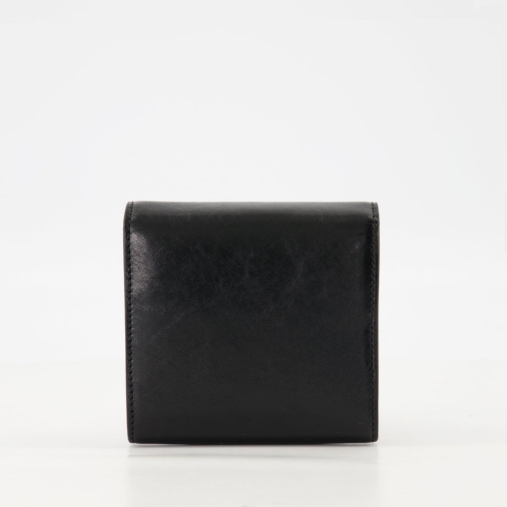 black leather wallet, AMI Paris, grained leather, practical wallet, stylish accessory