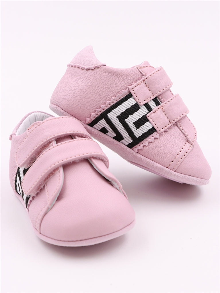 Versace kid's sneakers, Greca pattern shoes, luxury children's footwear, pink sneakers for kids, designer kid's shoes