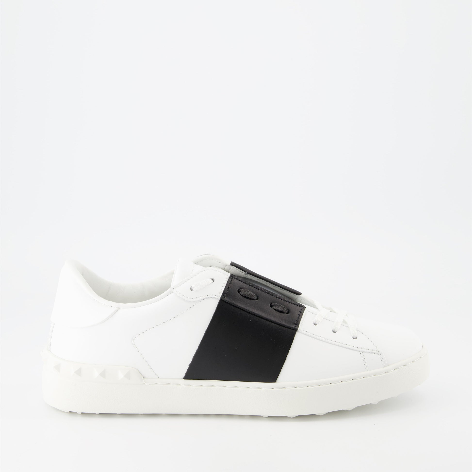 Valentino sneakers, luxury men's footwear, leather sneakers, designer shoes, high-end sneakers