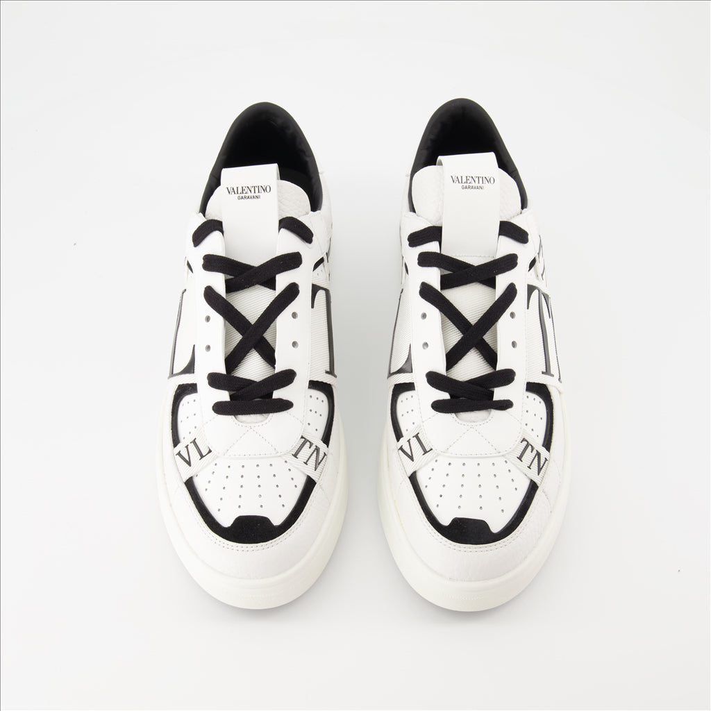 VL7N Sneakers, Valentino Garavani, luxury footwear, men's sneakers, high-end fashion