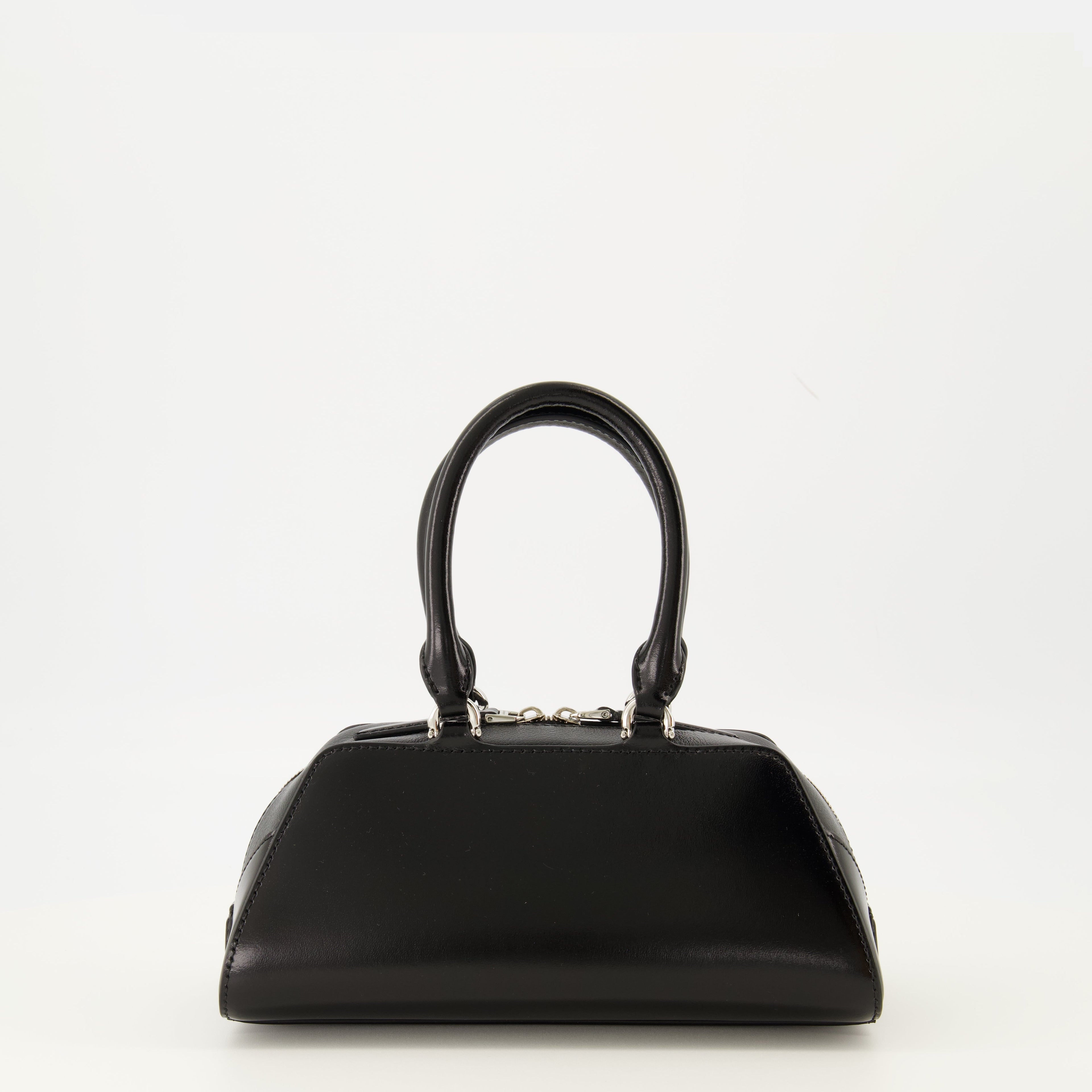 Givenchy handbag, Antigona mini bag, calfskin handbag, elegant accessories, designer bags