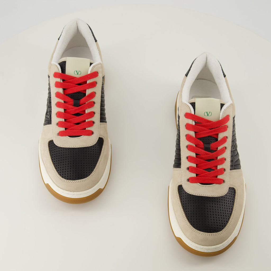 발렌티노 가라바니의 남성용 스파리 블랙 스니커즈 이미지 - 2026 봄-여름 시즌 - 쌍의 위쪽 보기