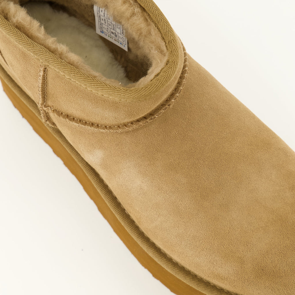 Stiefel Classic Ultra Mini Platform