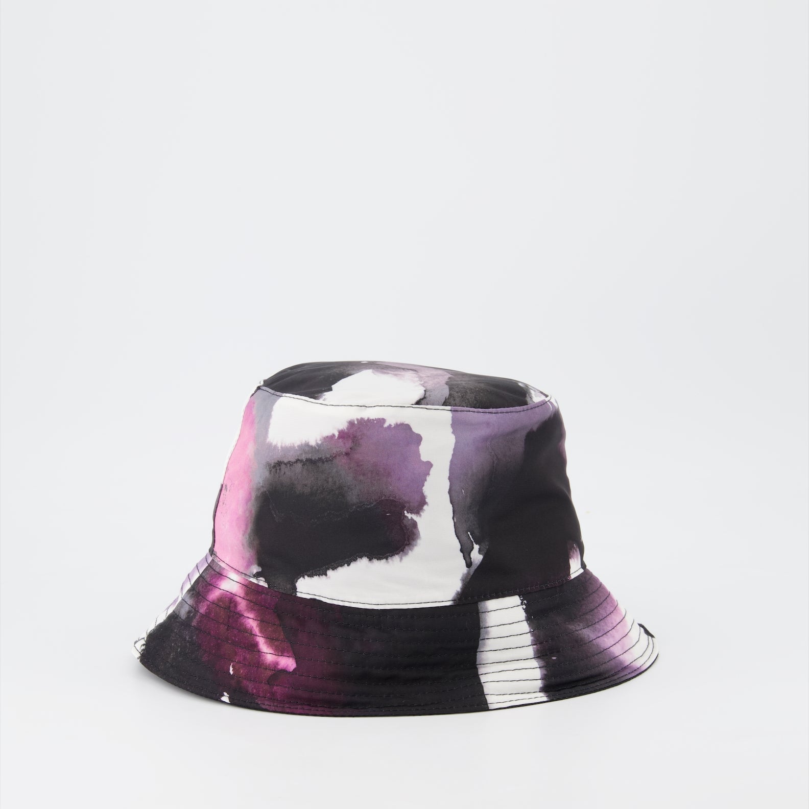 Alexander McQueen, reversible hat, watercolour graffiti hat, luxury fashion, women's accessories