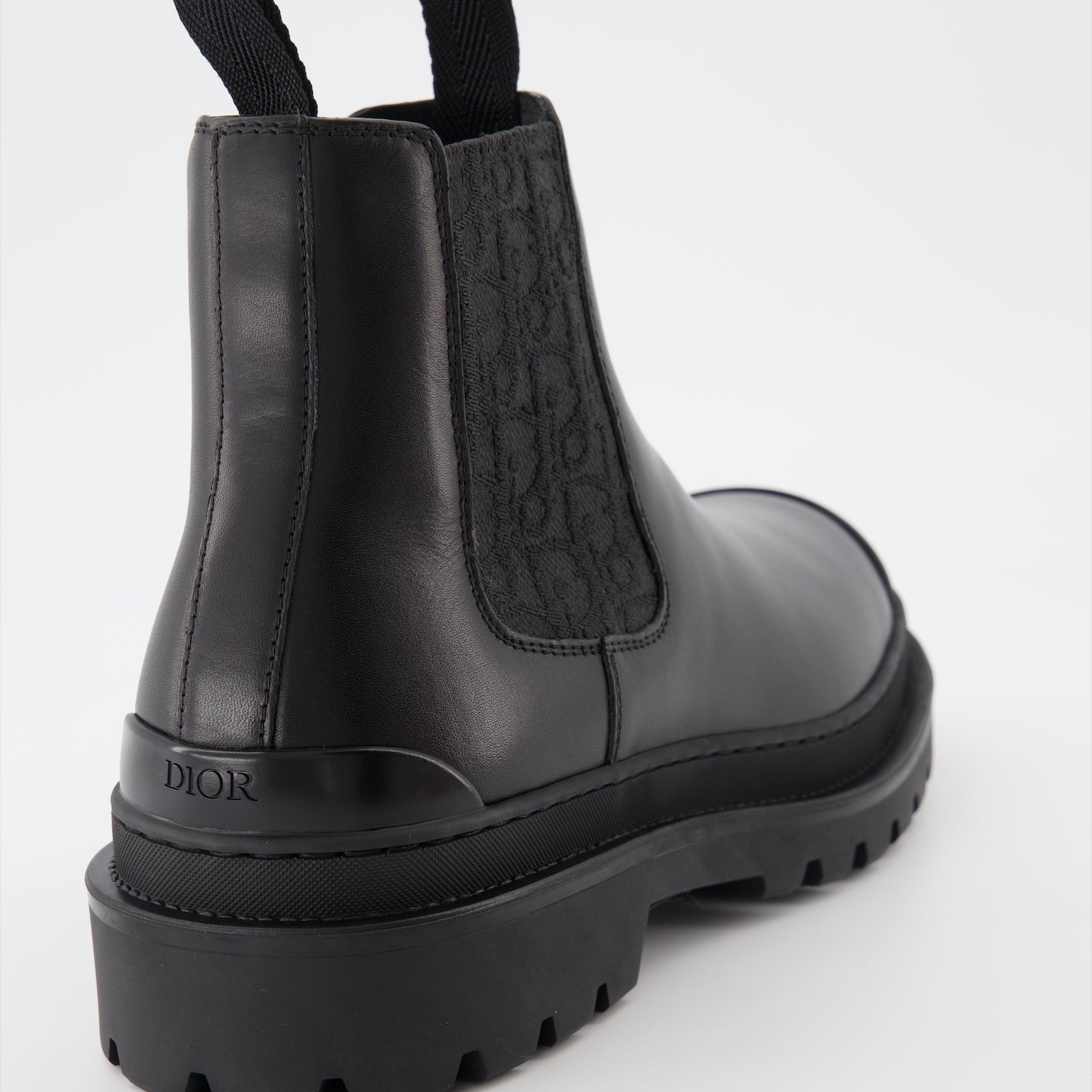 Dior Chelsea Boots, Men's Luxury Footwear, Leather Ankle Boots, Designer Shoes, High-End Fashion