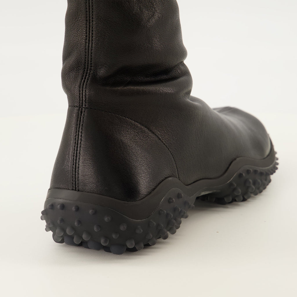 Schwarze Stretch-Nappalederstiefel
