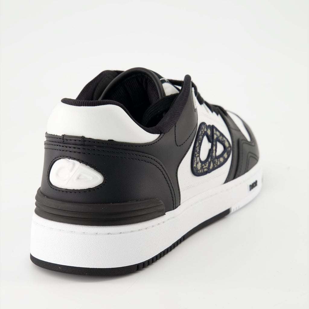 Image de baskets en cuir Dior pour hommes - Saison automne-hiver 2024 - Vue arrière