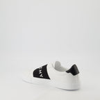 Imagen de Zapatillas Urbanas de Givenchy para Hombre - Temporada Otoño-Invierno 2025 - Vista Trasera Derecha en Tres Cuartos